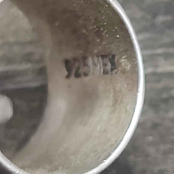 Vintage Sterling Onyx Pendant - Picture 4 of 5